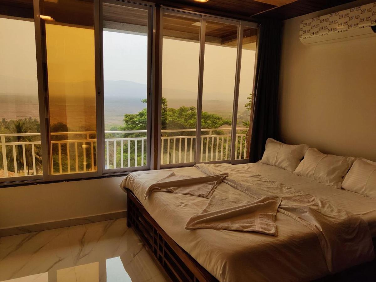 Whitehouse Homestay By Oxystays Hospitality Alībāg Exterior foto