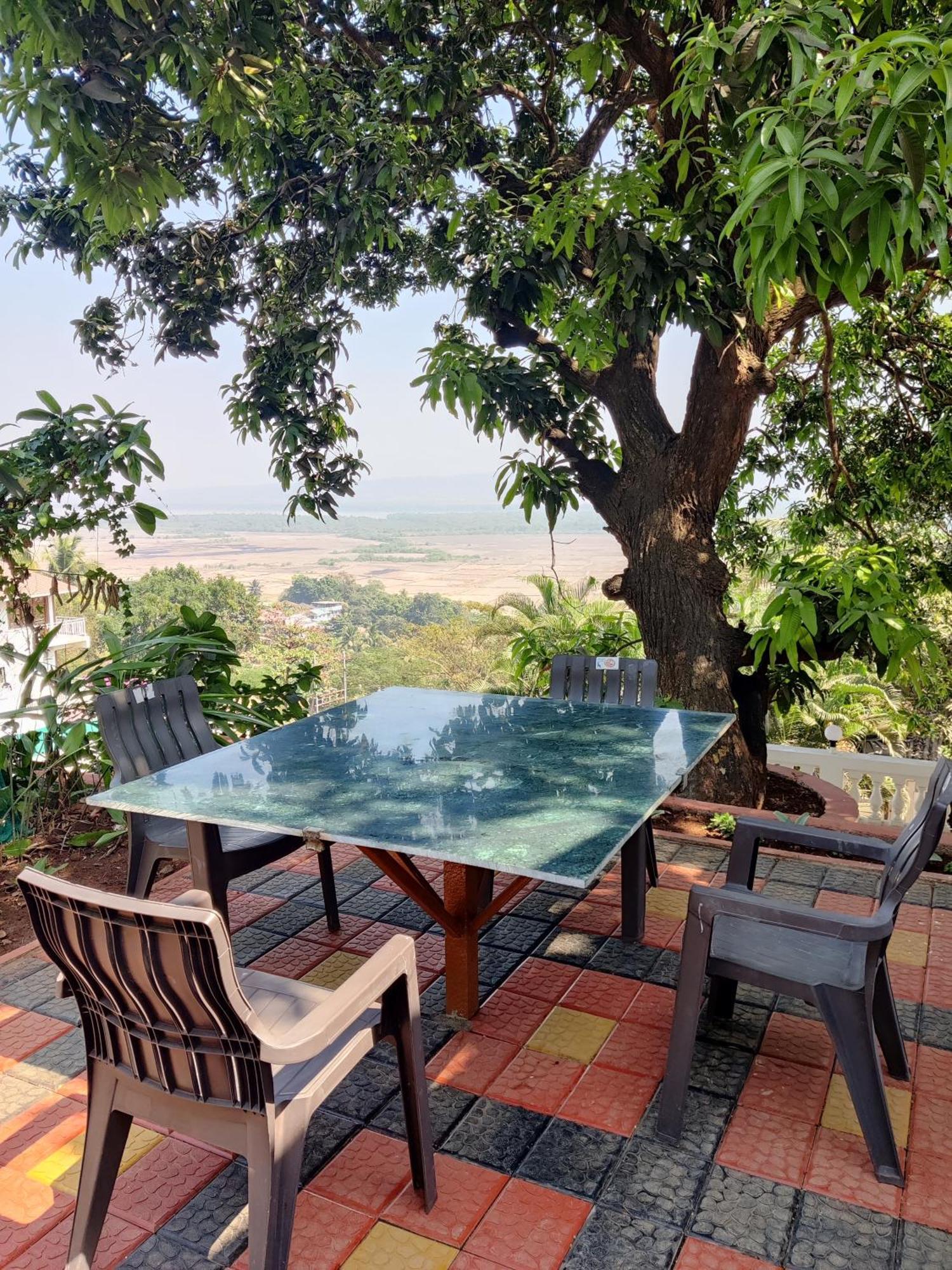 Whitehouse Homestay By Oxystays Hospitality Alībāg Exterior foto